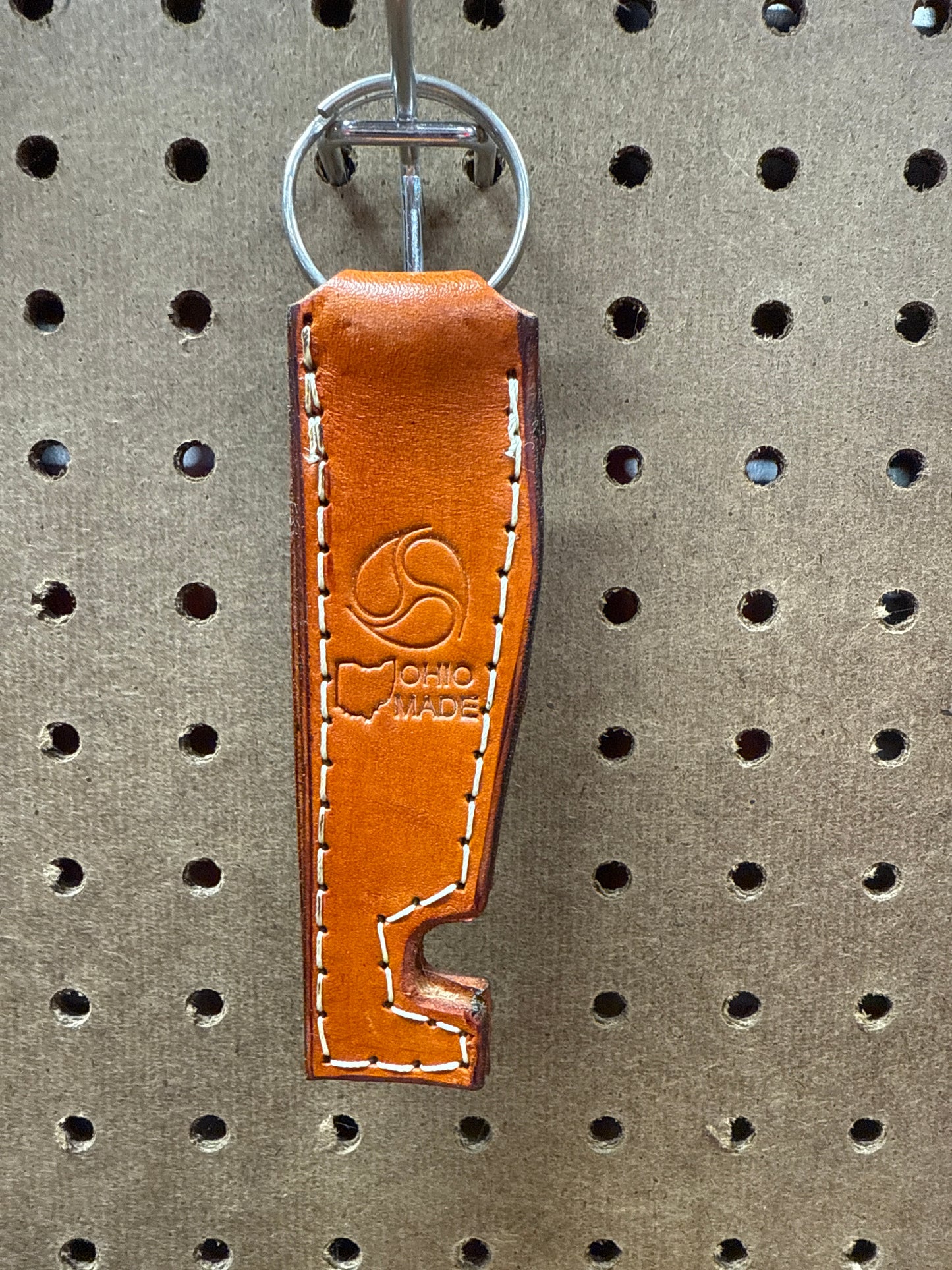 Off the Wall - Keychain 833
